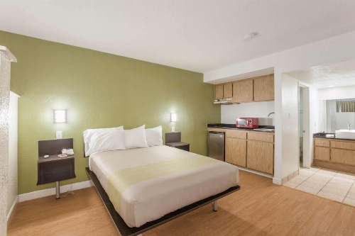 Motel 6 Hemet image 37