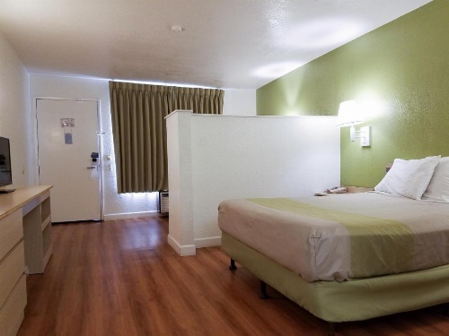 Motel 6 Hemet image 6
